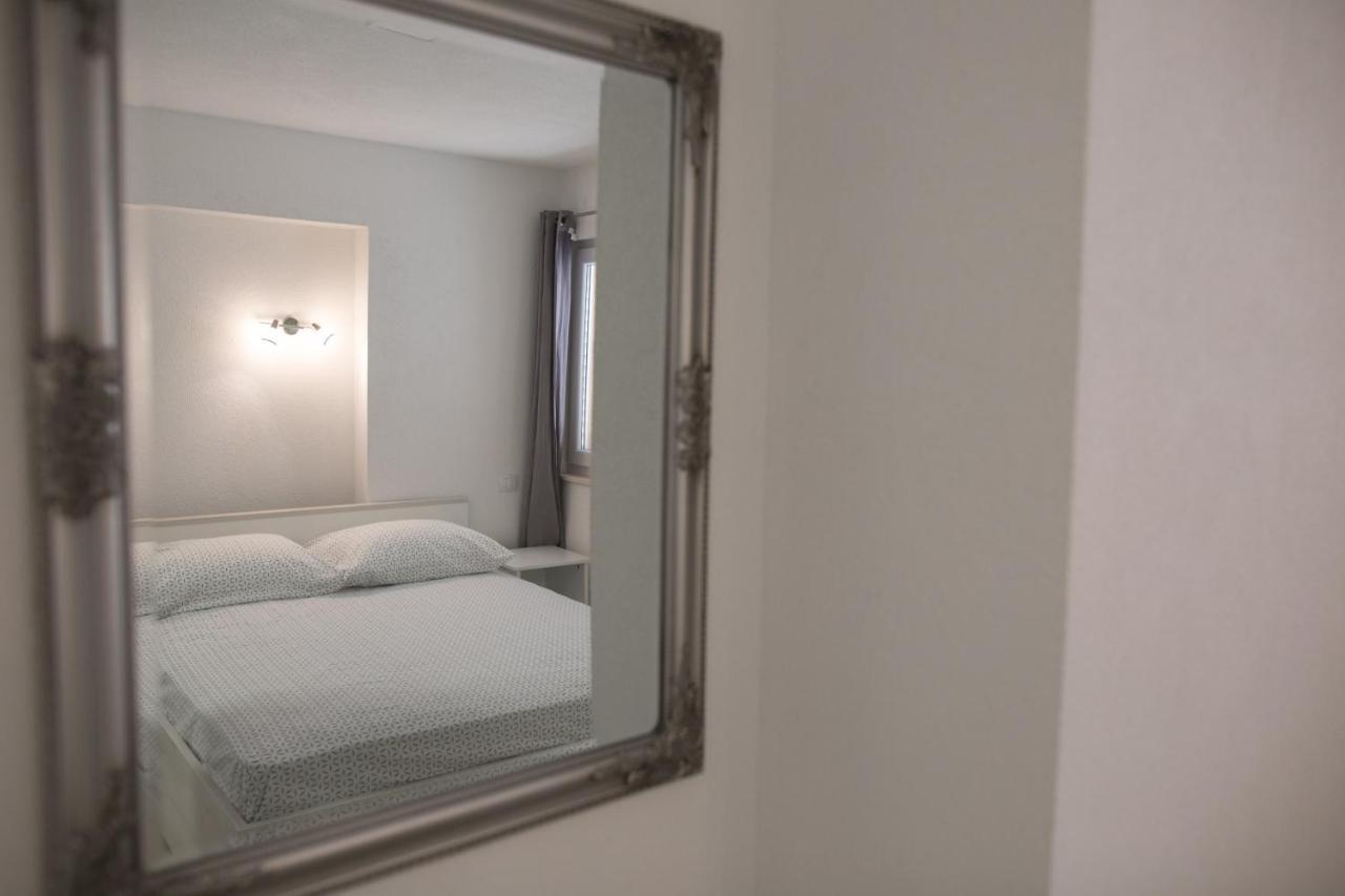 Serious Job Apartment Дубровник Екстериор снимка